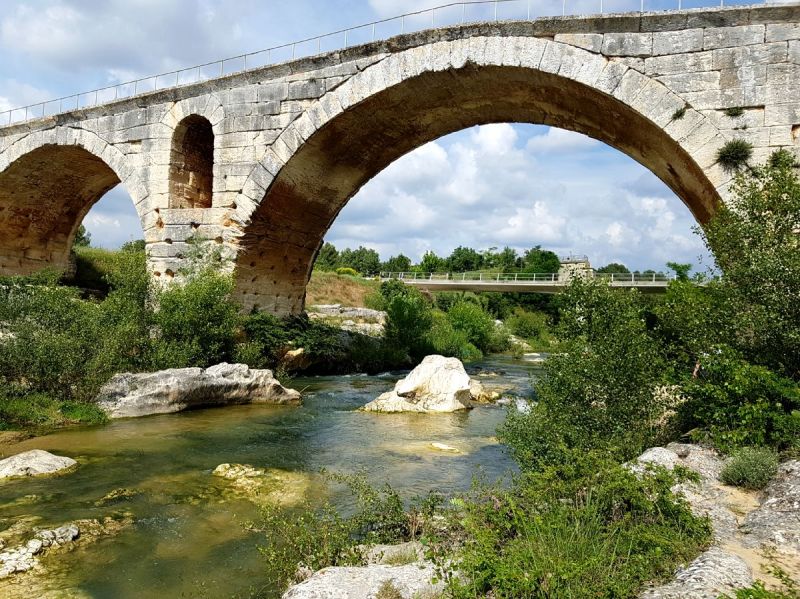 pont julien (4).jpg