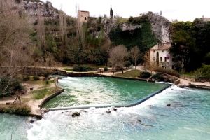 fontaine vaucluse (5).jpg