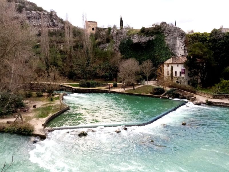 fontaine vaucluse (5).jpg